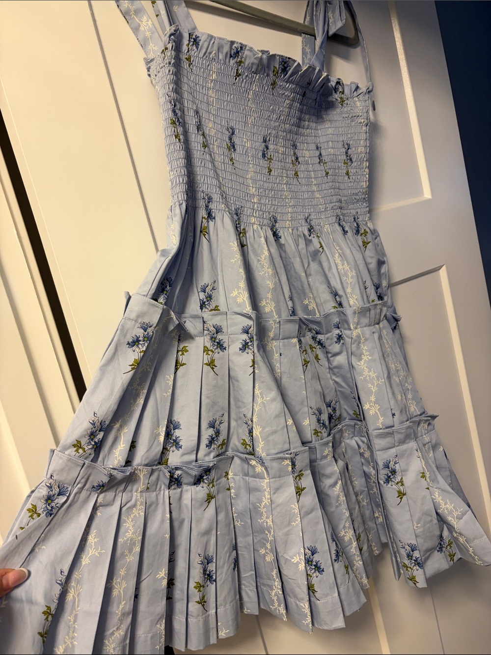 Dress - Picture 3 of 3